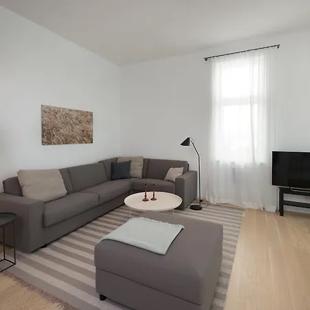 Seeblick Apartment *