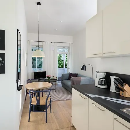 Seeblick Apartment *