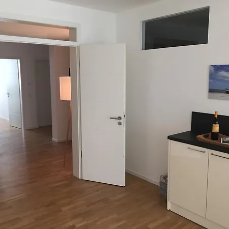 Seeblick Apartment *